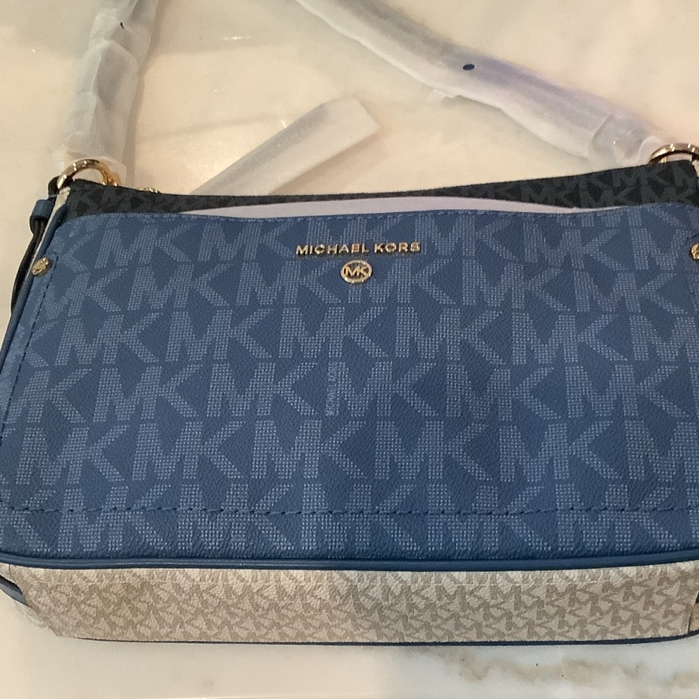 Michael Kors Blue Monogram Shoulder Bag, Brand New. - Picture 2 of 4